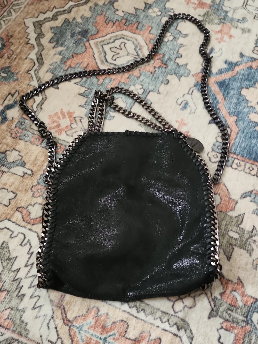 Black Chain-Edged Crossbody Bag - Picture 1 of 4